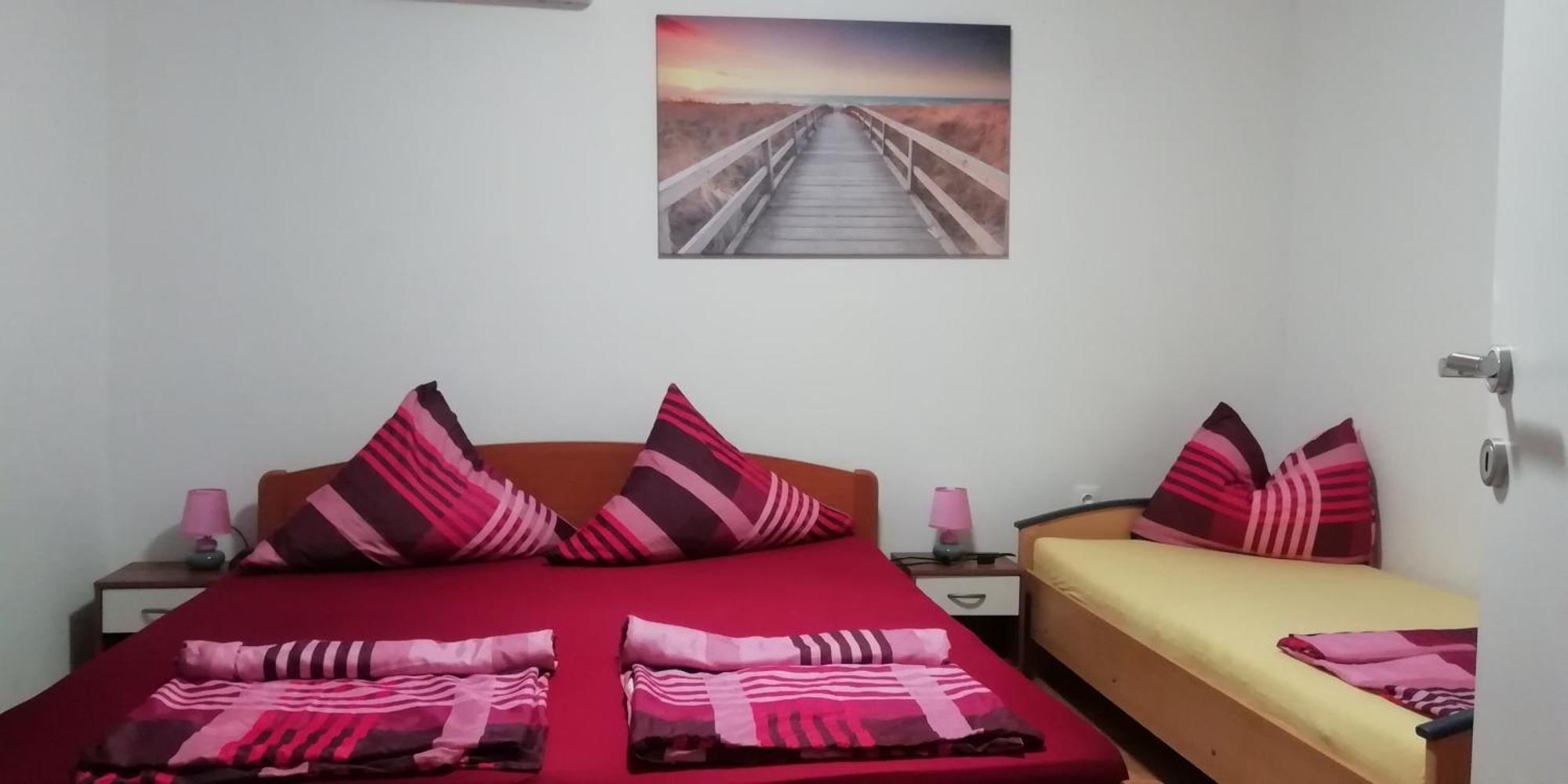 Apartmani Kod Rade Pakoštane Buitenkant foto